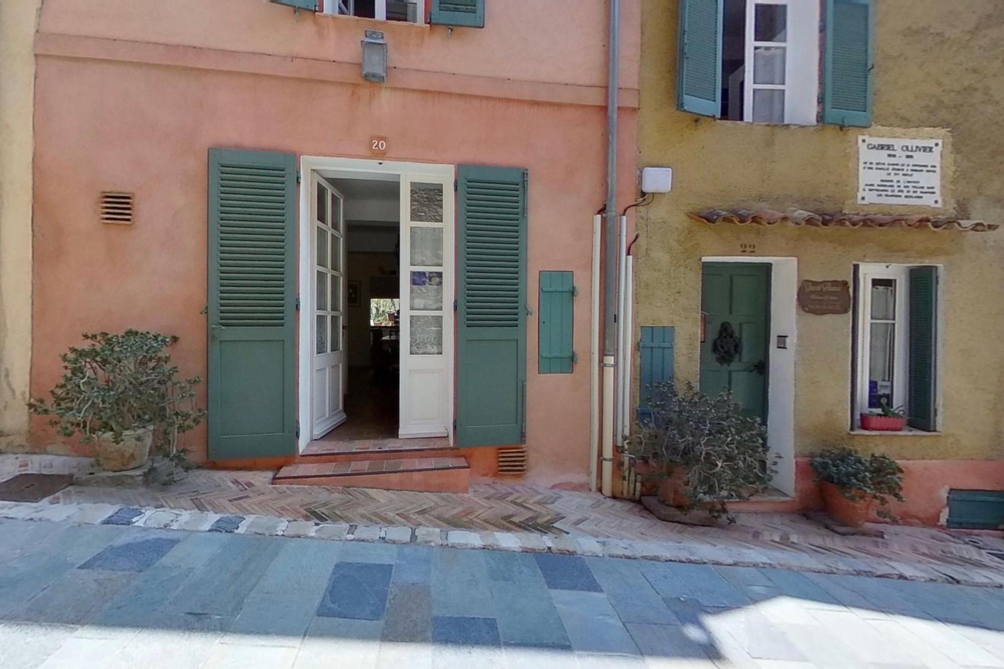 La Maison Du Prince Grimaud Luaran gambar