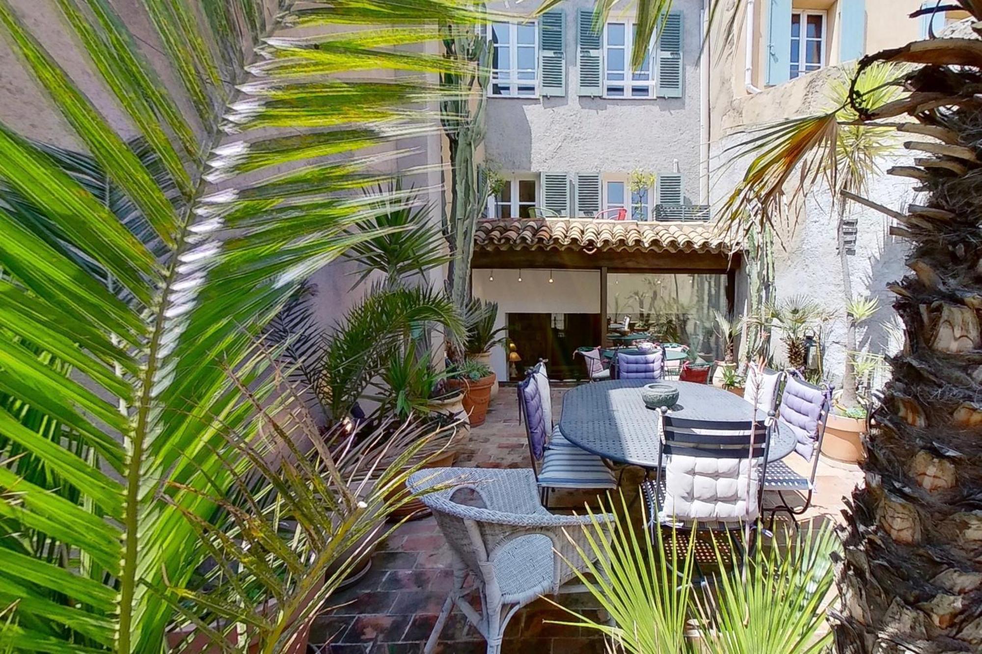 La Maison Du Prince Grimaud Luaran gambar
